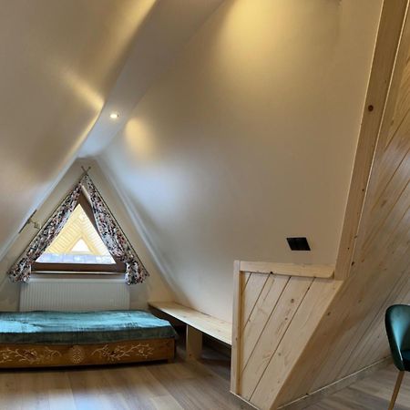 Pokoje I Apartamenty Regionalny Styl Ul Bachledy 20 ザコパネ エクステリア 写真