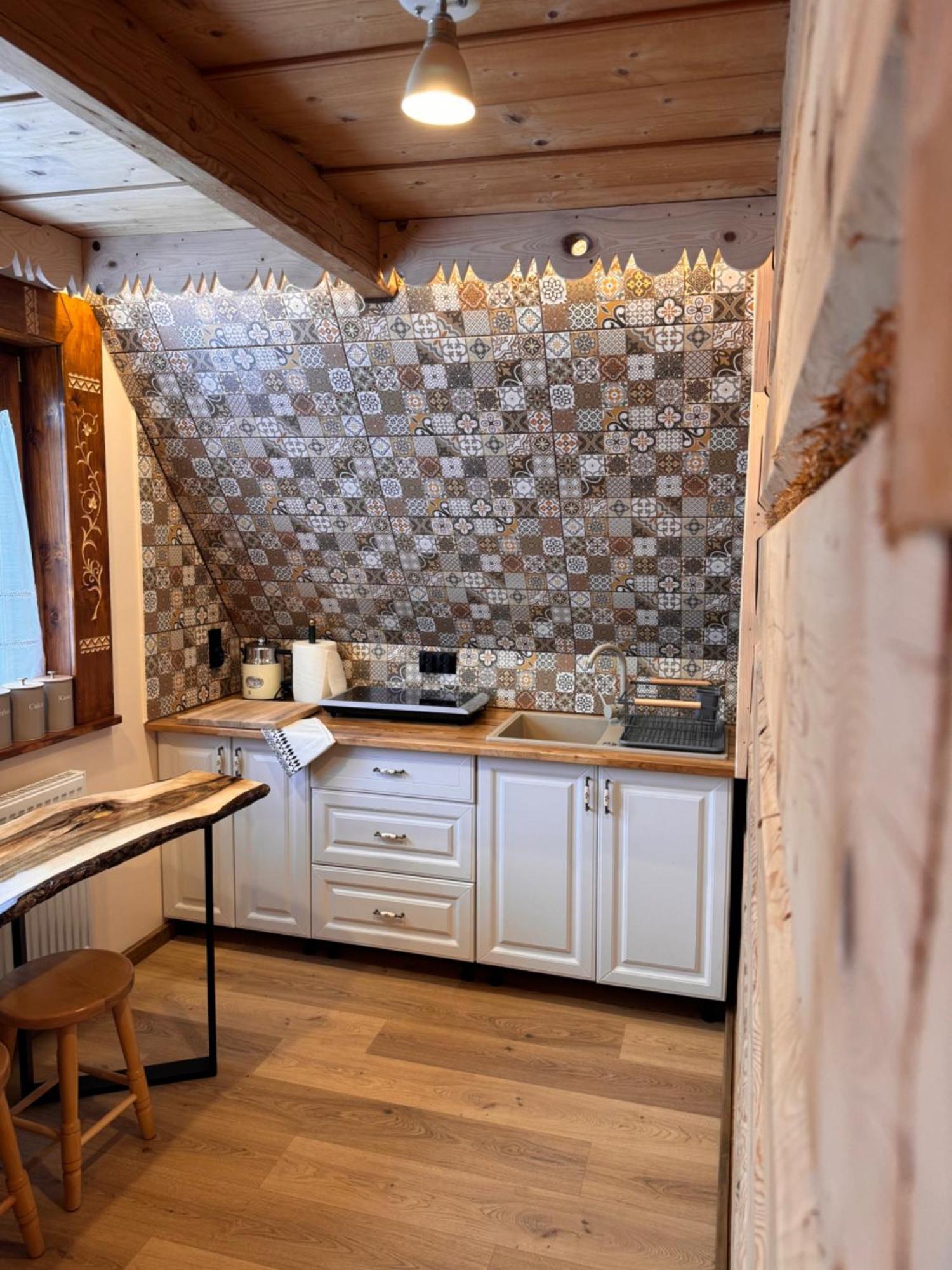 Pokoje I Apartamenty Regionalny Styl Ul Bachledy 20 ザコパネ エクステリア 写真